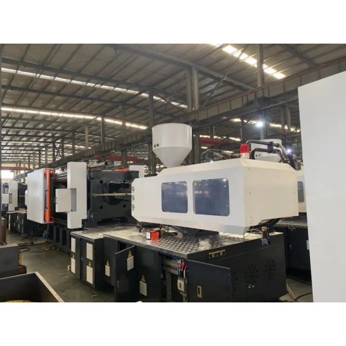 Plastic Mold Maker High Efficiency Energy Saving Injection Molding Machine Supplier
